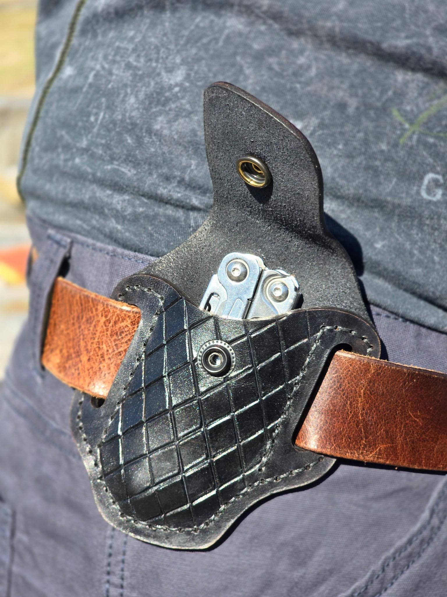 Diamond Pattern Leatherman Holster | Diamond Pattern Leather Multitool Sheath| EDC Belt Pouch | Heavy Duty Tool Holder | Mens Gift Idea
